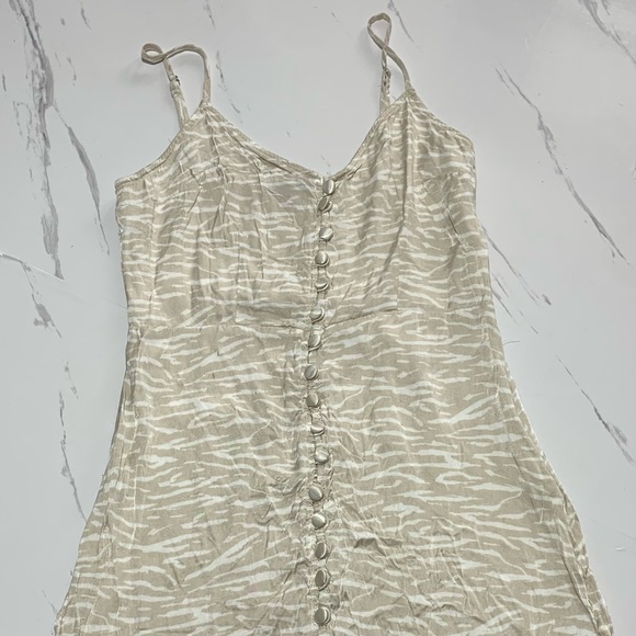 Abercrombie & Fitch Nude Beige Slip On Mini Dress Size Medium - Picture 4 of 9